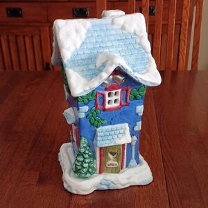 Target Ceramic Hand Painted Tea Lite House c200